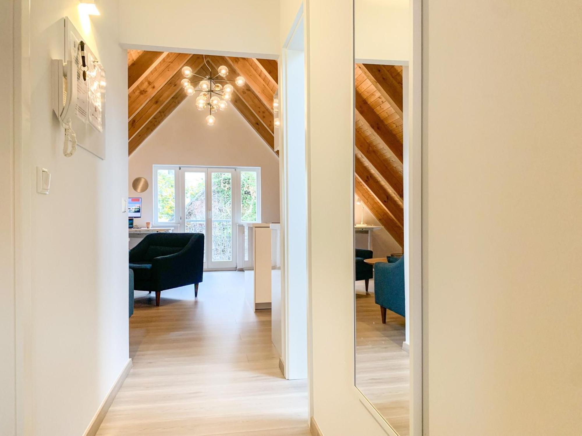 Business-Apartments Im Schuster-Acht Wolgast Eksteriør billede