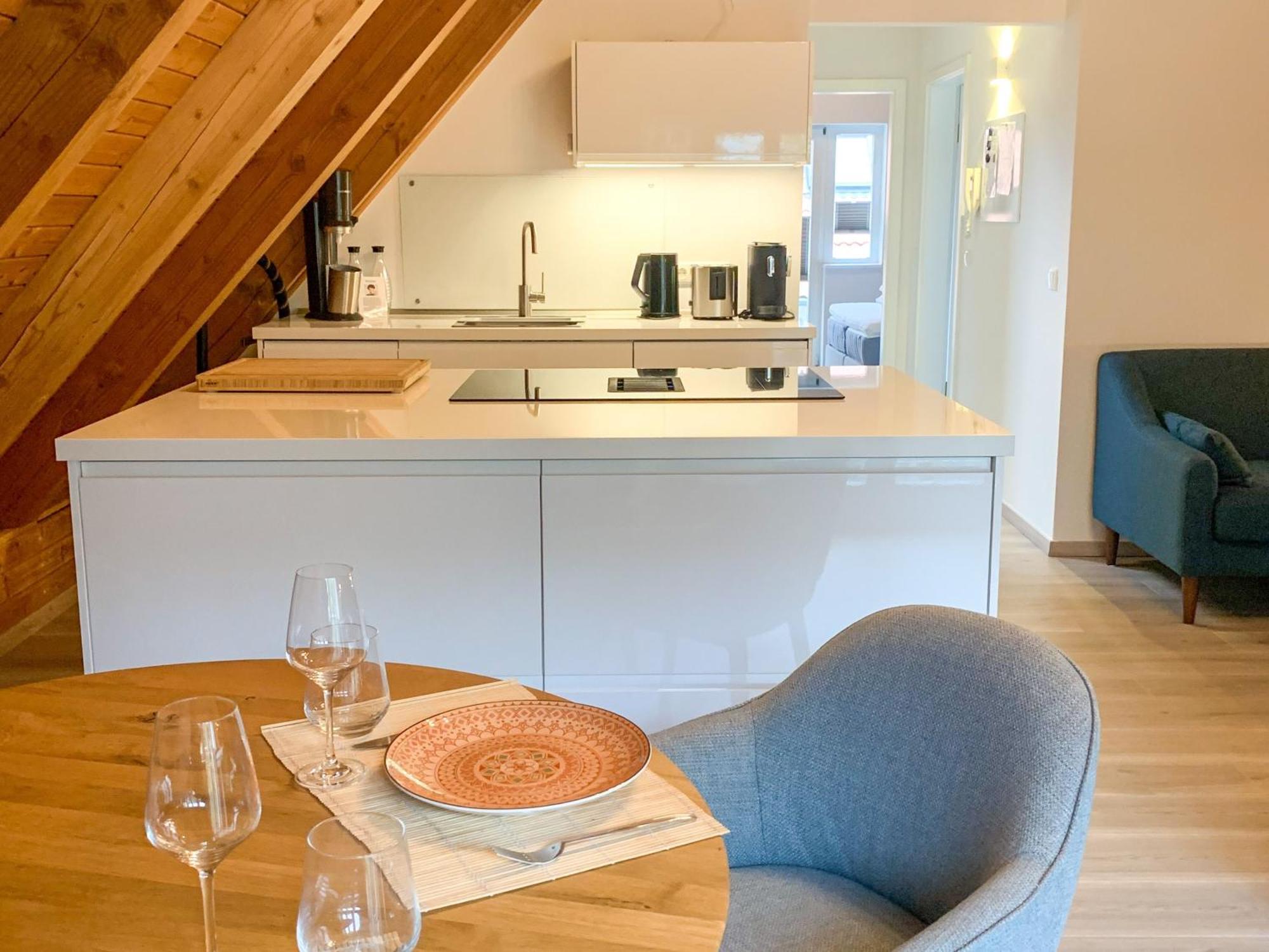 Business-Apartments Im Schuster-Acht Wolgast Eksteriør billede
